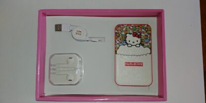 Hello Kitty Power Charger Gift Set - Image 3